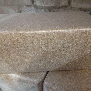 Natural Chopped Wheat Straw Bedding